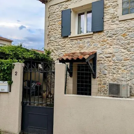 Appartement Spacieux Et Charmant Caumont-sur-Durance Exterior photo