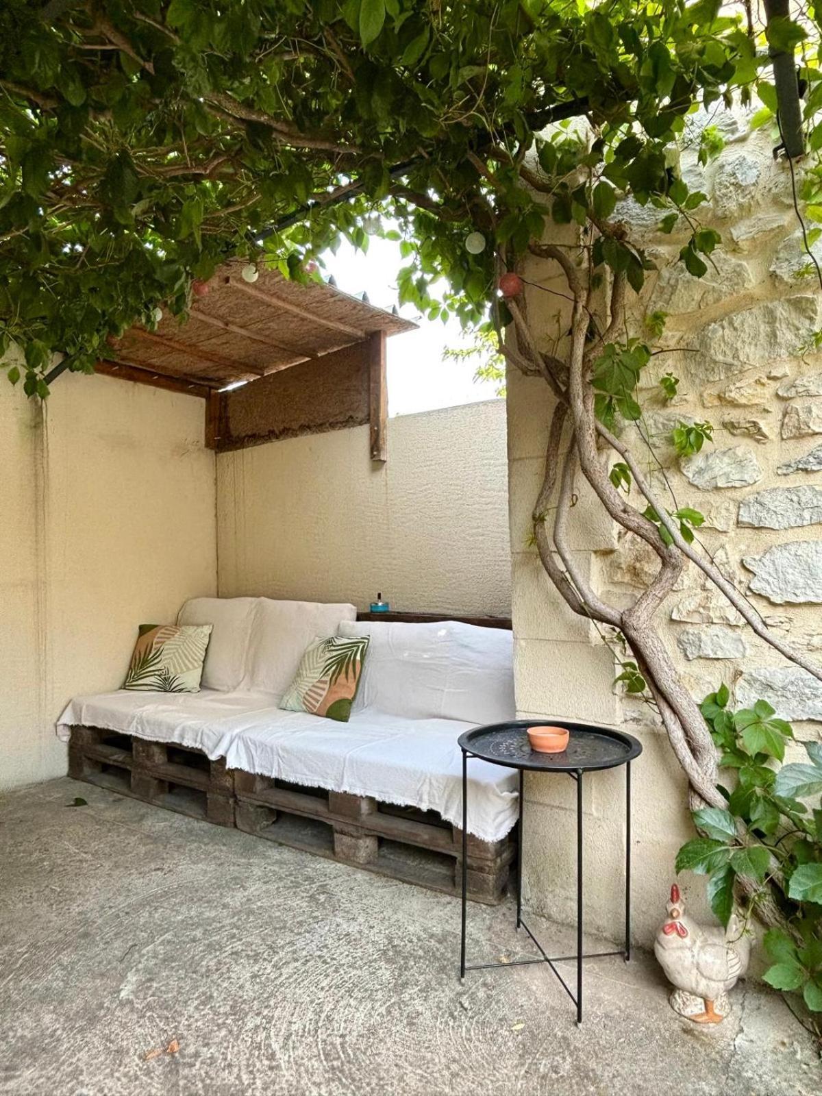 Apartment Spacieux Et Caumont-sur-Durance