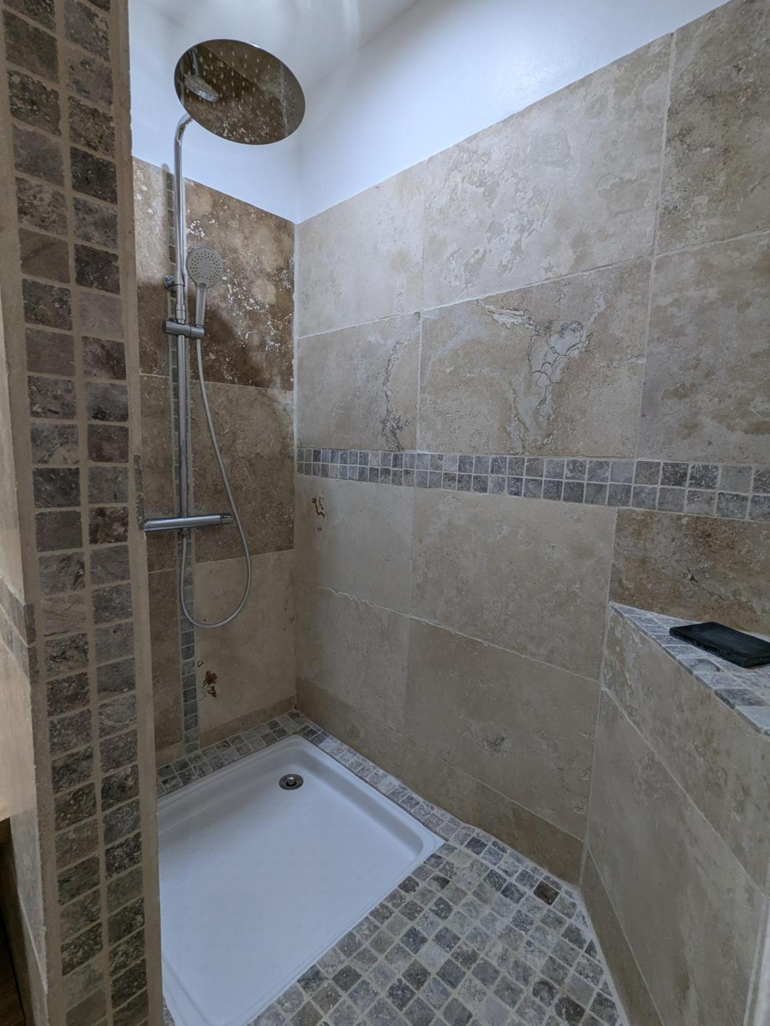 Apartment Spacieux Et Caumont-sur-Durance